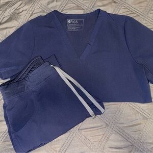 Figs Scrub Set